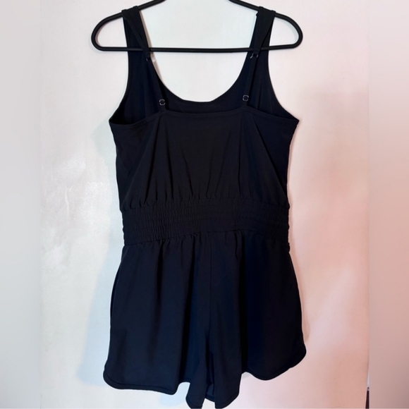 Abercrombie Traveler Romper - Picture 4 of 4